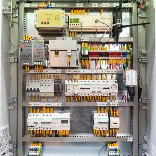 G52